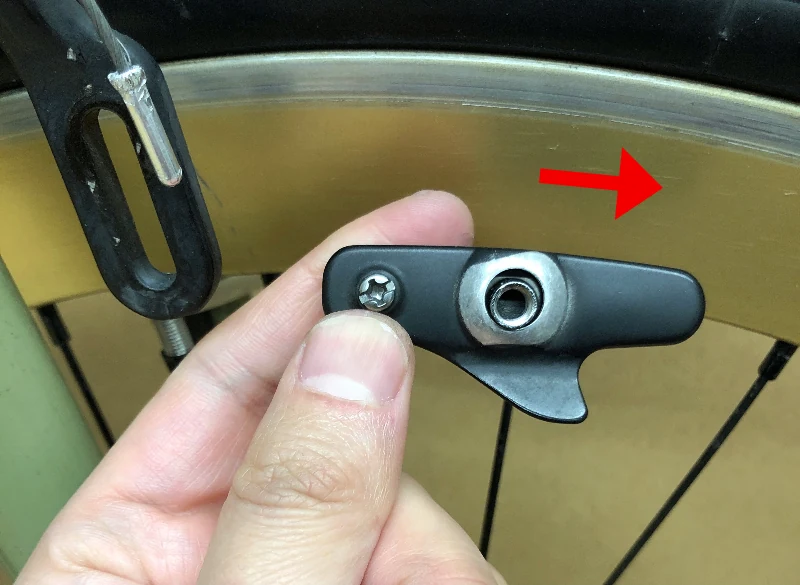 ブレーキシュー取り付け向き